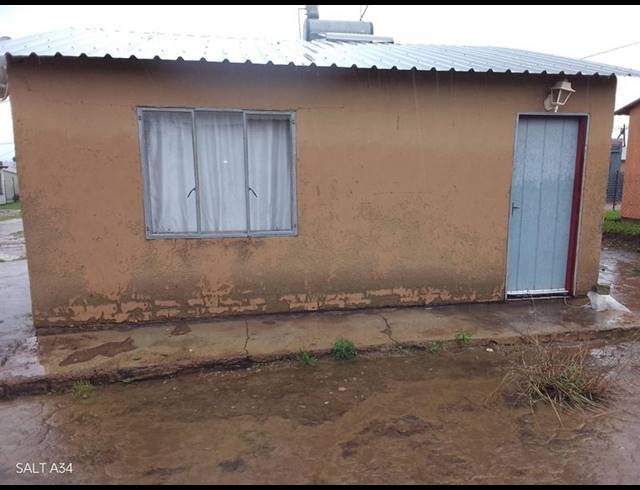 2 BEDROOM HOUSE FOR SALE IN MASETJHABA VIEW